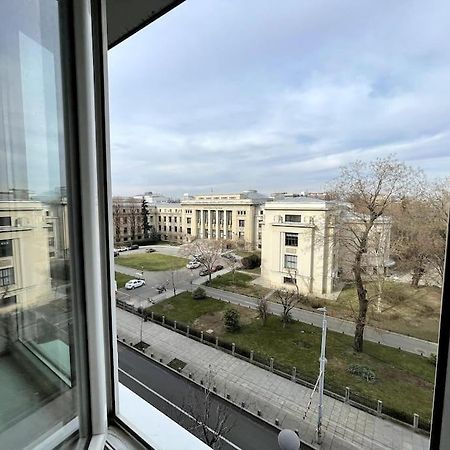 Studio Facultatea De Drept بوخارست المظهر الخارجي الصورة